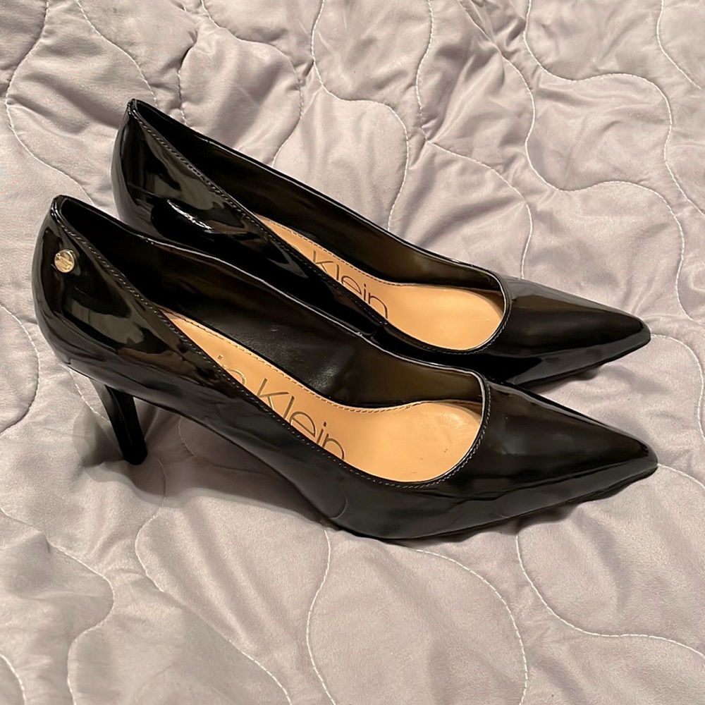 Calvin Klein pumps